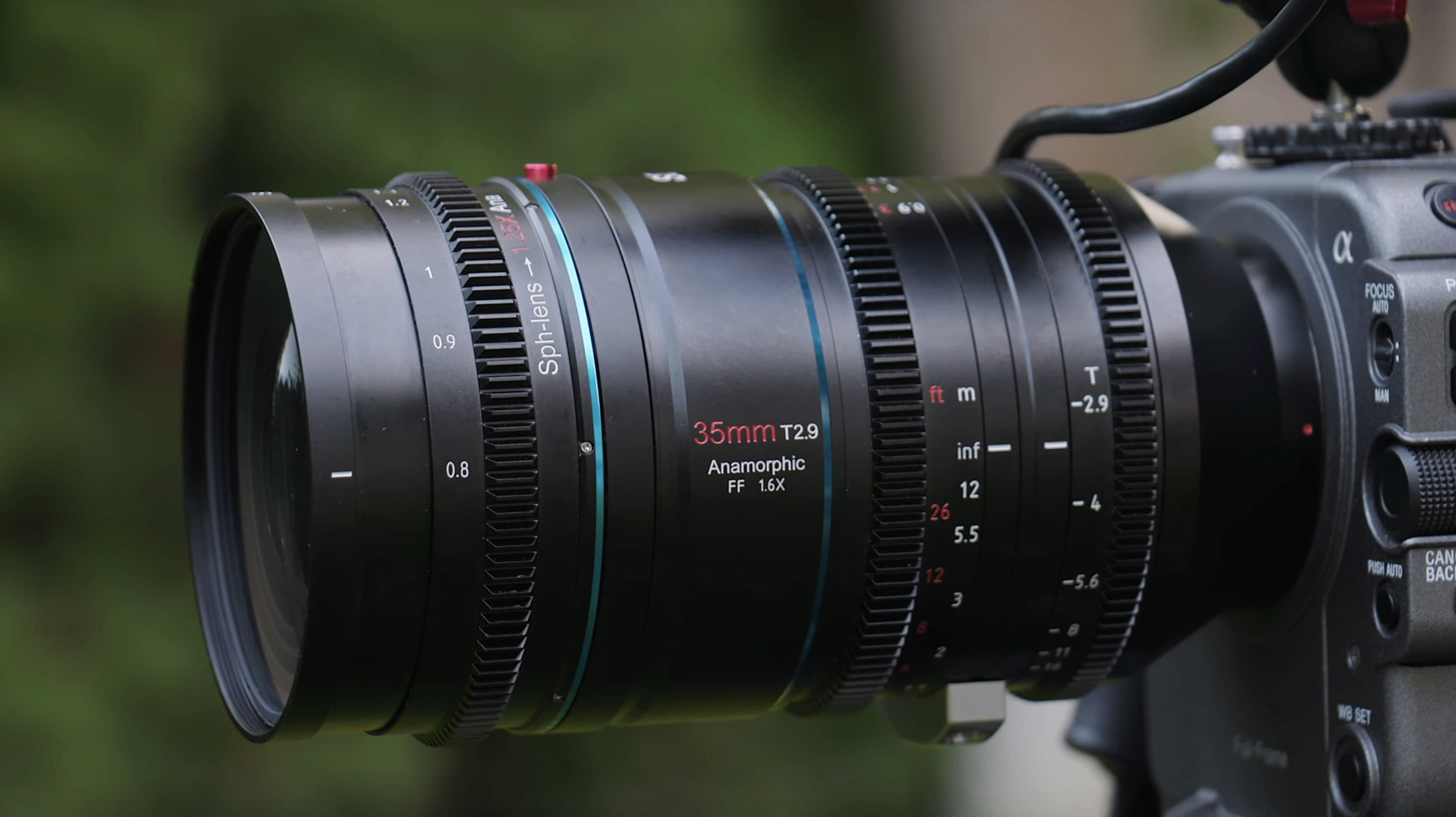 Sirui 35mm T2.9 1.6x Full-Frame Anamorphic