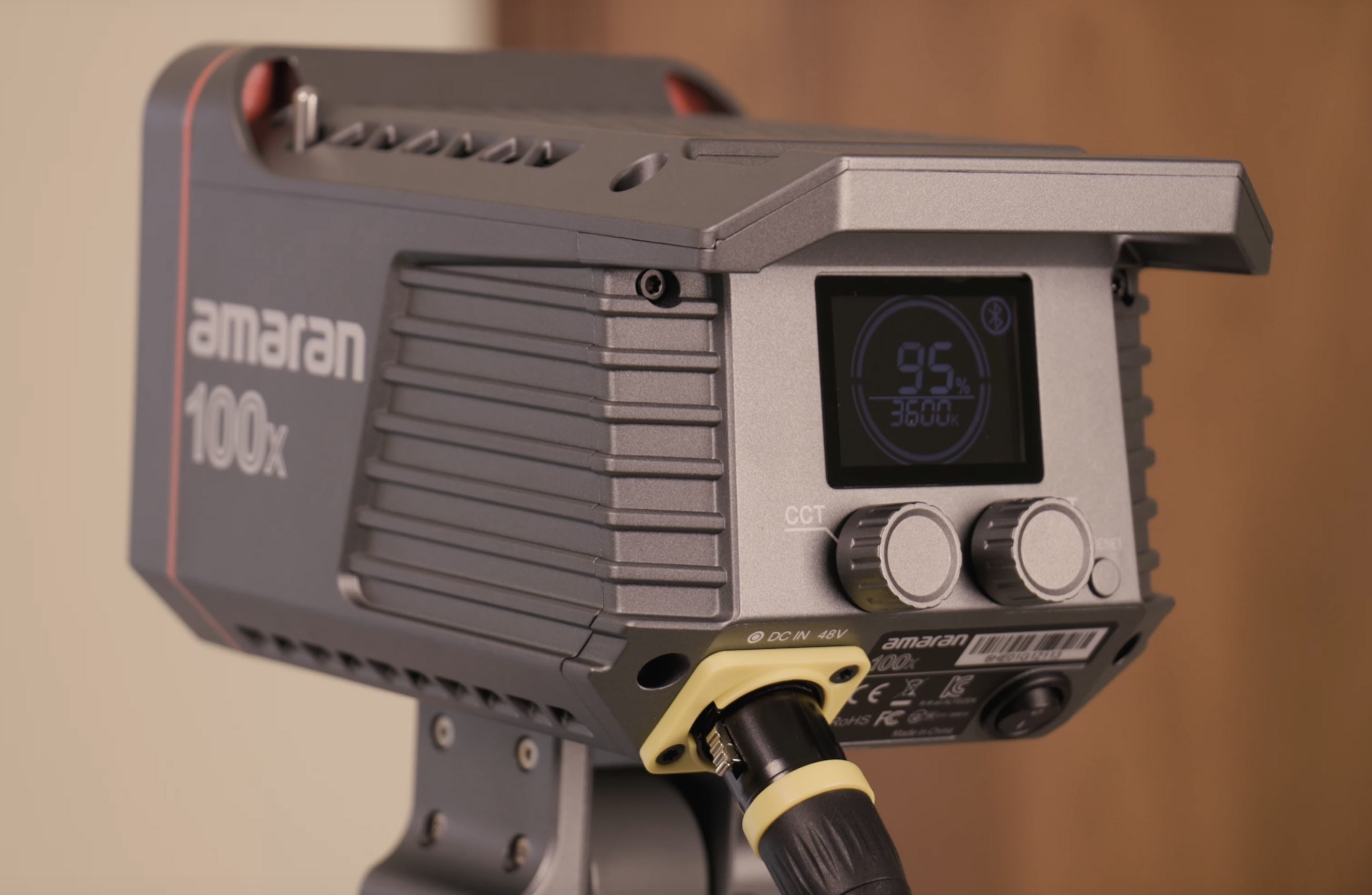 Aputure Amaran 100x