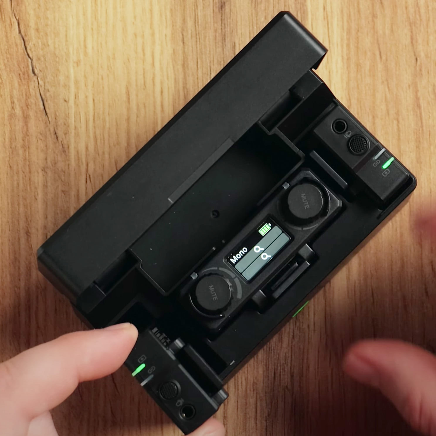 Зарядный кейс Hollyland Lark 150