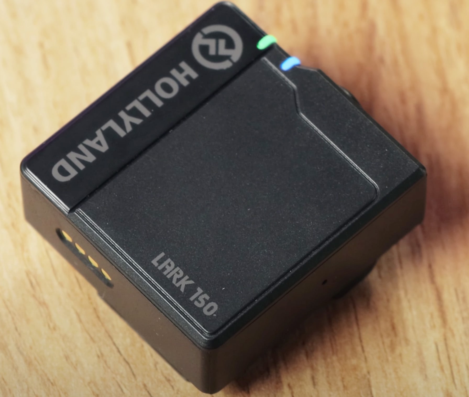 Hollyland Lark 150 передатчик