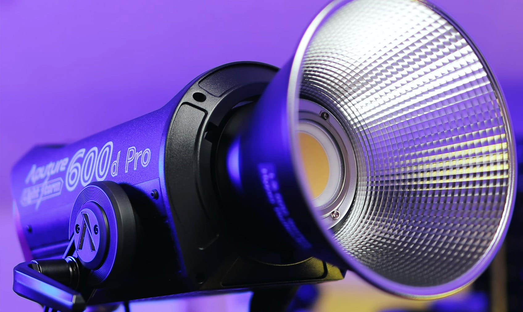 Aputure LS 600d Pro подробный обзор