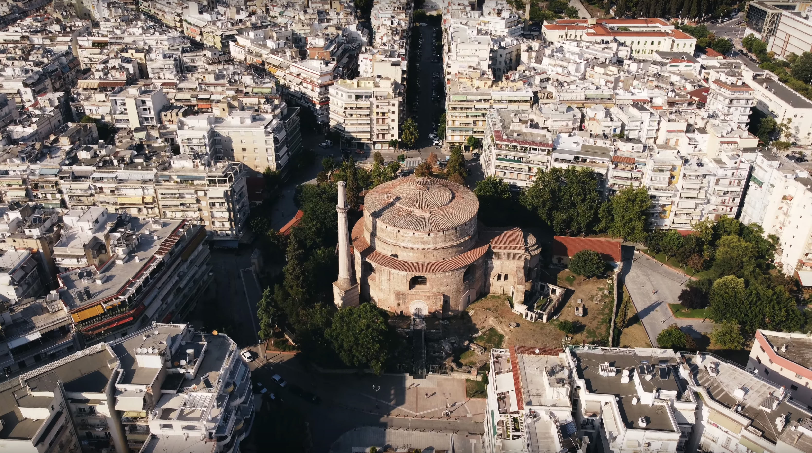 Ротонда Галерия Салоники квадрокоптер